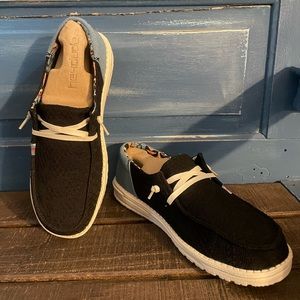 NEW (in box) Hey Dude Wendy - Boho Black (size 10)